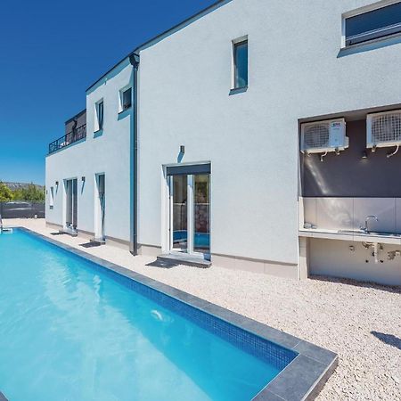 4 Bedroom Beautiful Home In Sibenik Exterior photo